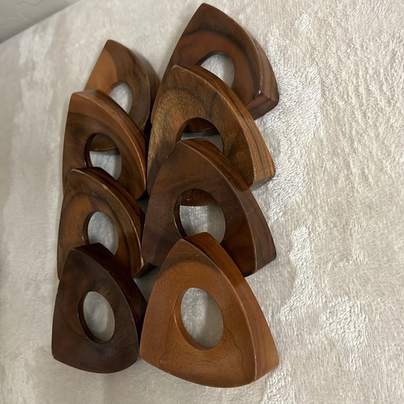 Mid Century Modern Danish Teak Wood Napkin Rings Set Of 8  3” convex Triangles. - Picture 4 of 8